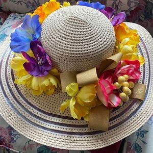 Beautiful flowery Straw Hat
